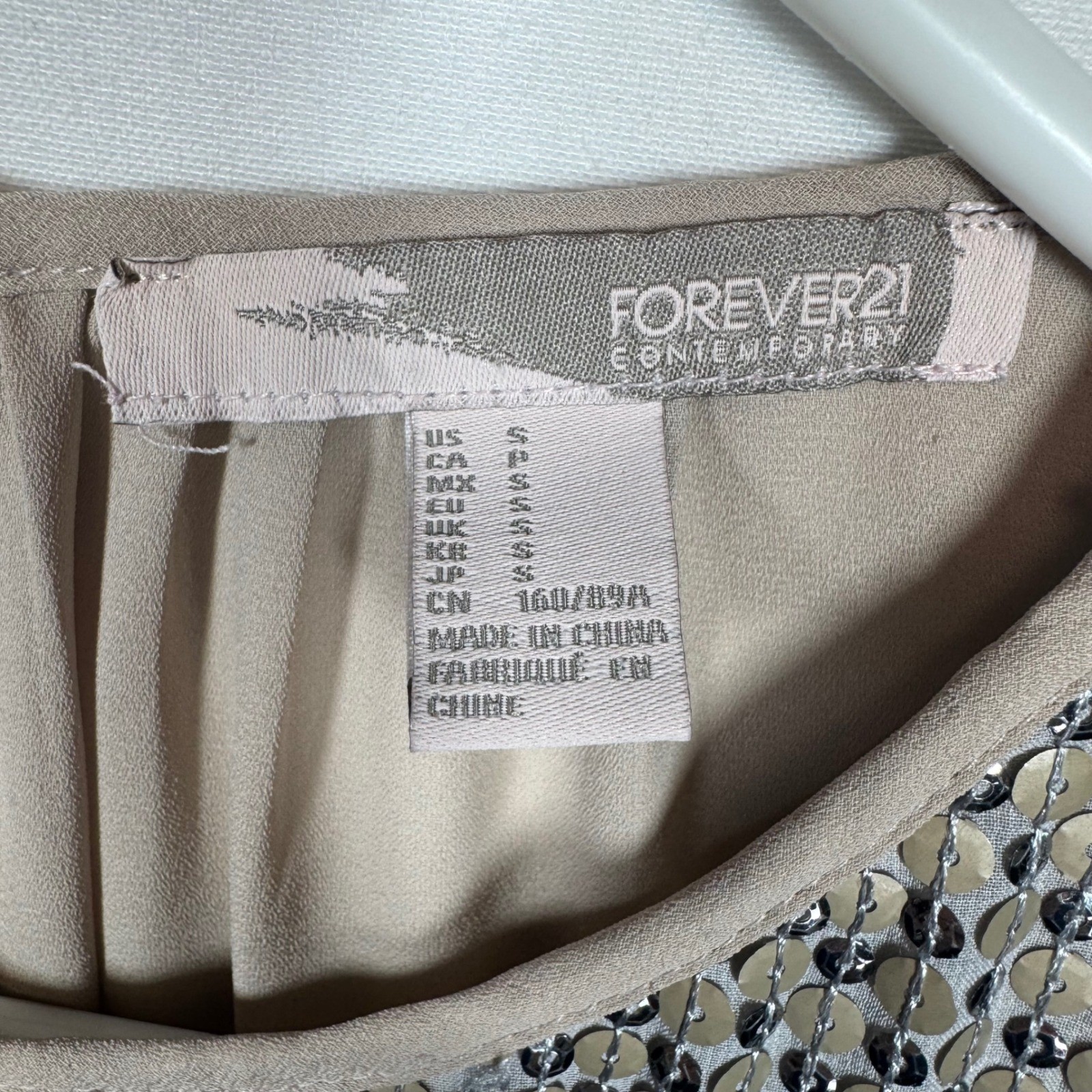 Forever 21 Silver Sequin Sleeveless Top Ladies’ Tank Party Blouse Sz Small