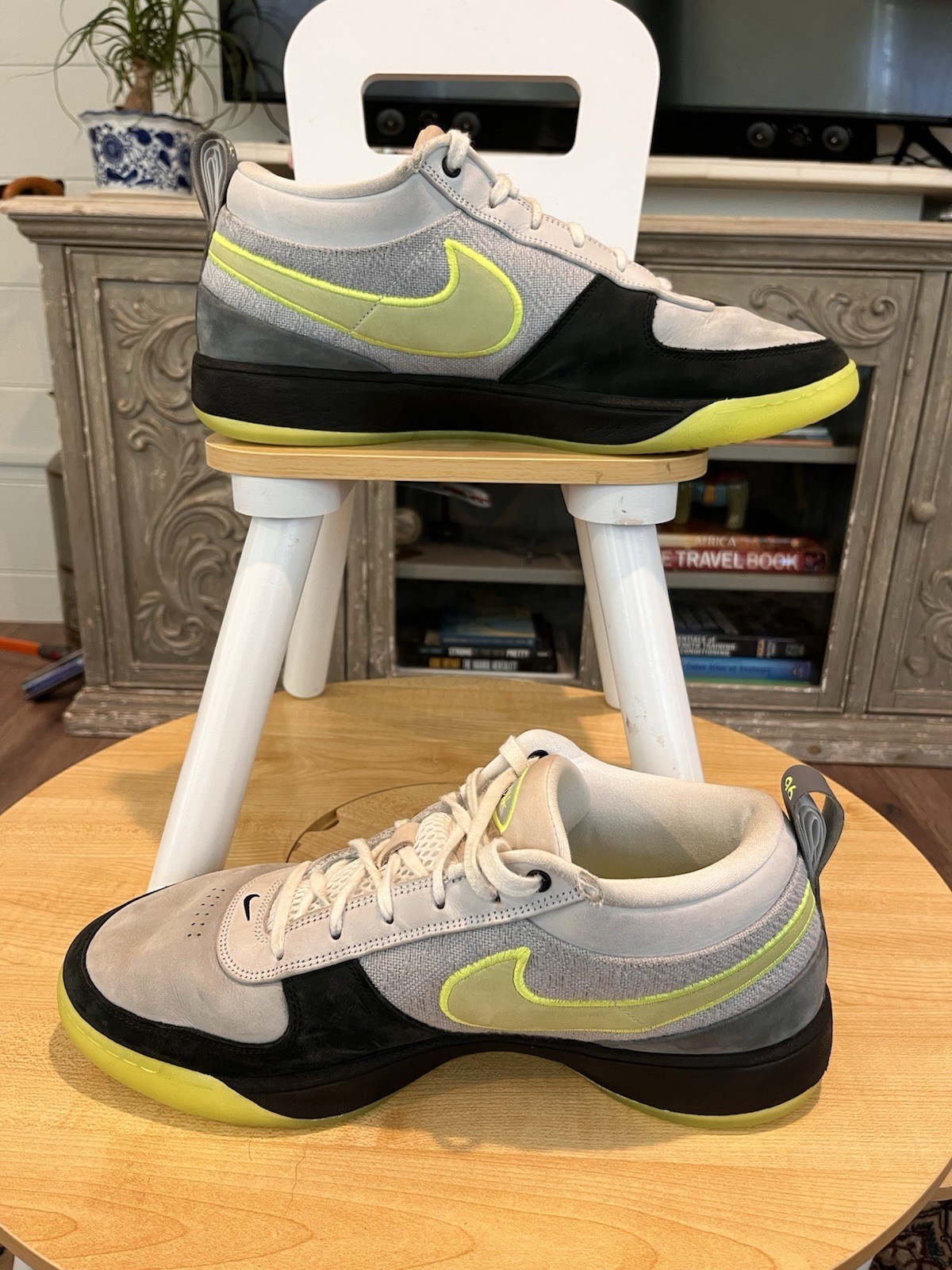 Nike Book 1 “AM Neon” Size 15