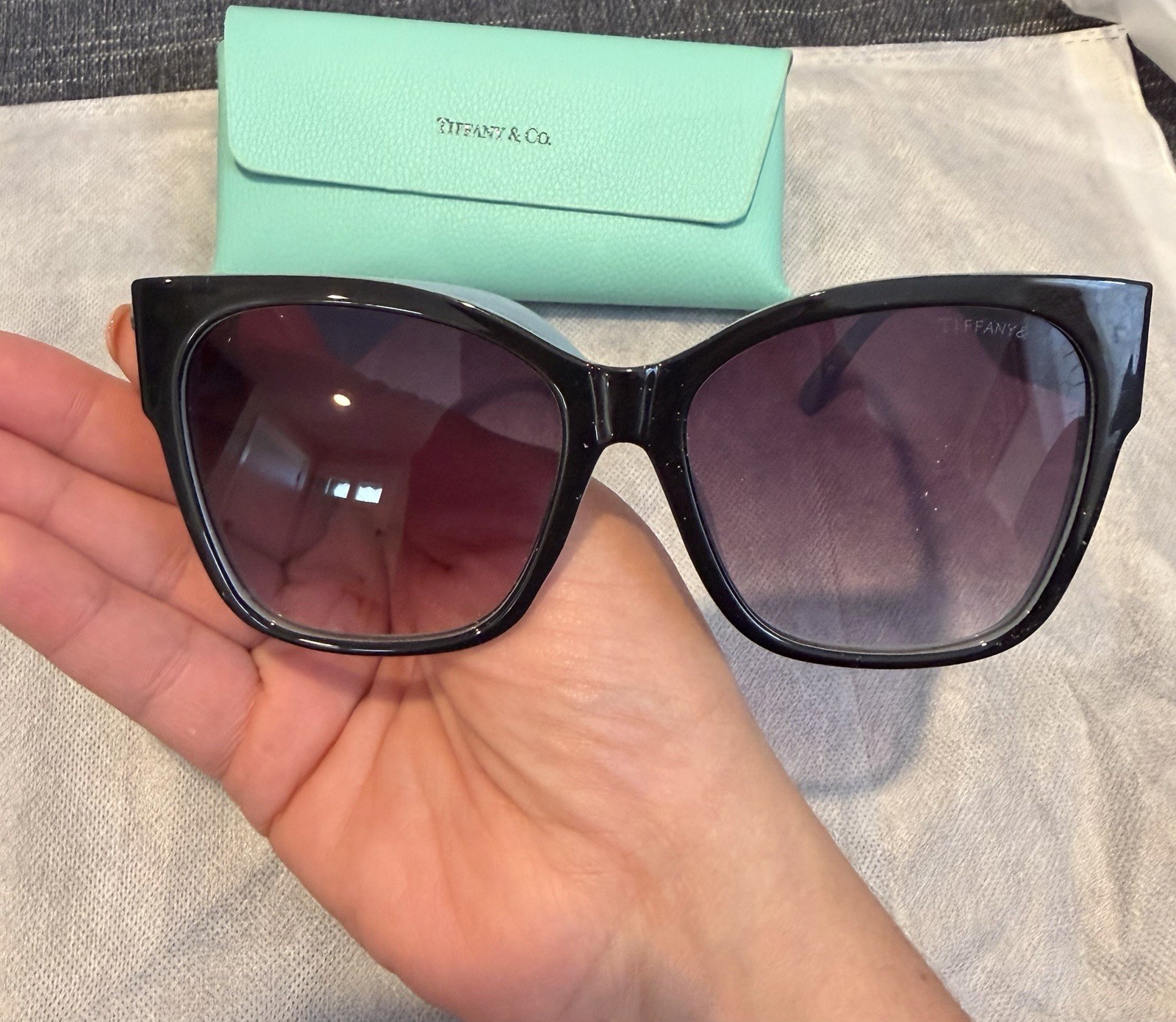 AUTHENTIC Tiffany & Co. TF4216 Cat Eye Sunglasses Black Frame UV400 58-17