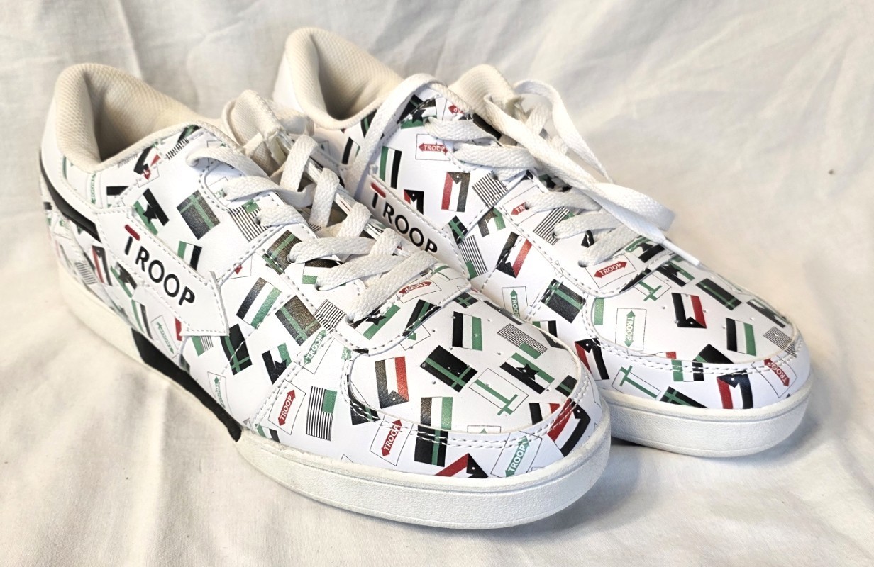Troop Mens Sneakers Size 11 White Graphic Print Retro Low Top 1CM00076-775