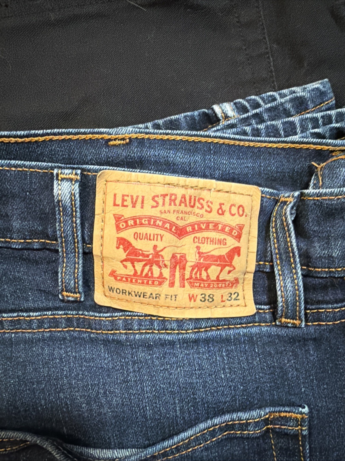 levis workwear fit jeans 38 X 32 – Three Pair 1 Black, 1 Dark Blue. 1 Light Blue