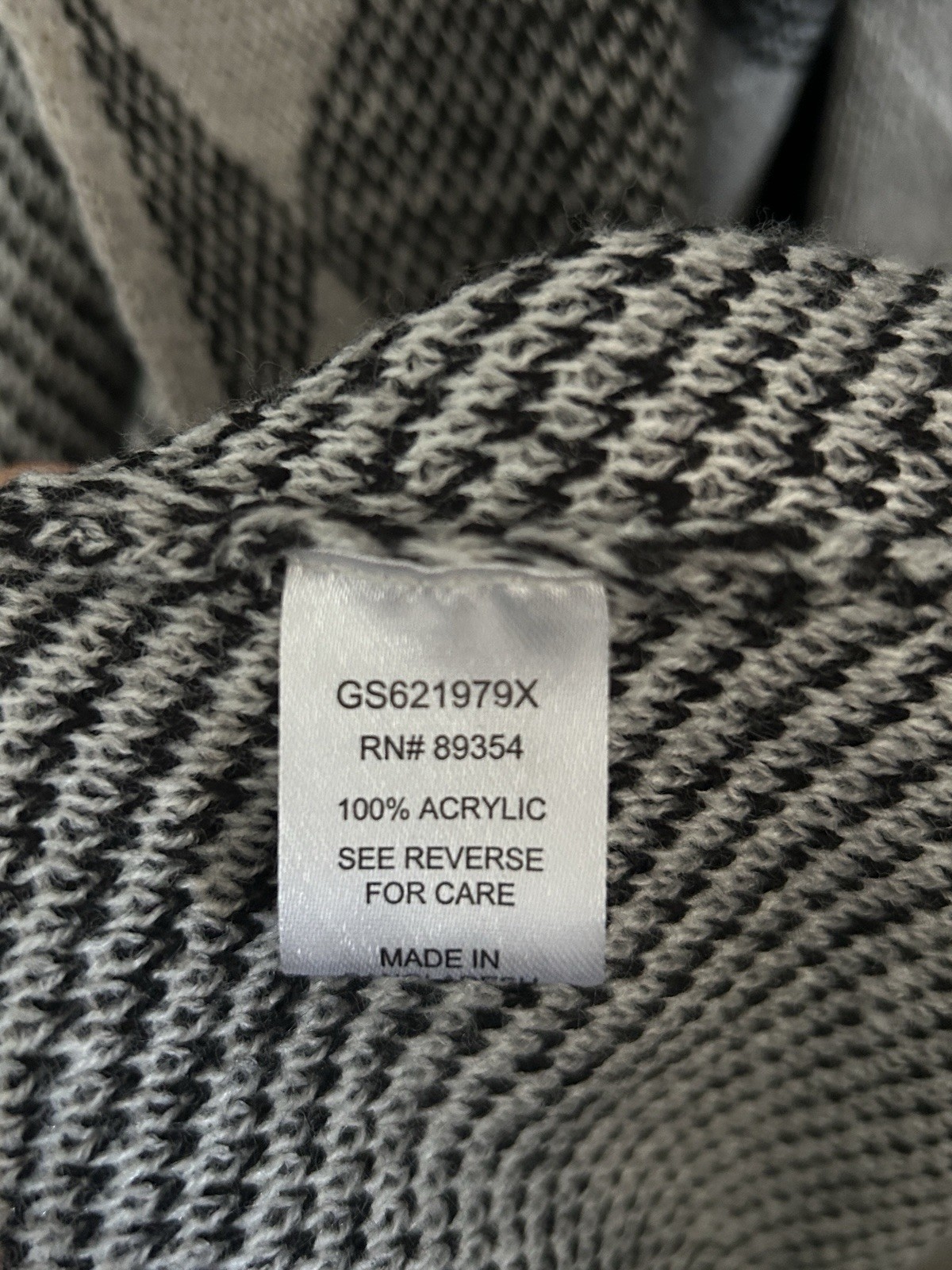 Alison Andrews Plus 2X Gray/Black/White Argyle Open Front Pocket Cardigan