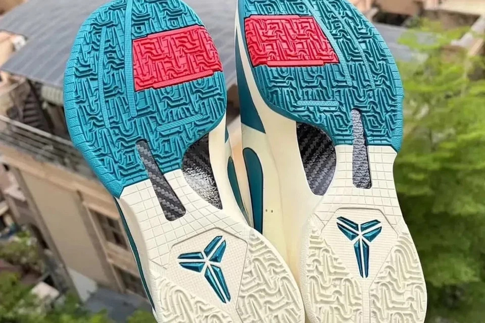 Caitlin Clark x Kobe 5 Protro “Coconut Milk” Size US 7-13 for Men