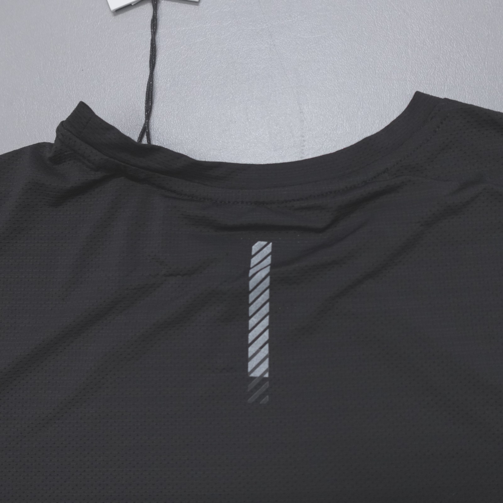 Kenneth Cole Men’s Tech SS Shirt Silky Mesh Stretch Wicking Soft Black
