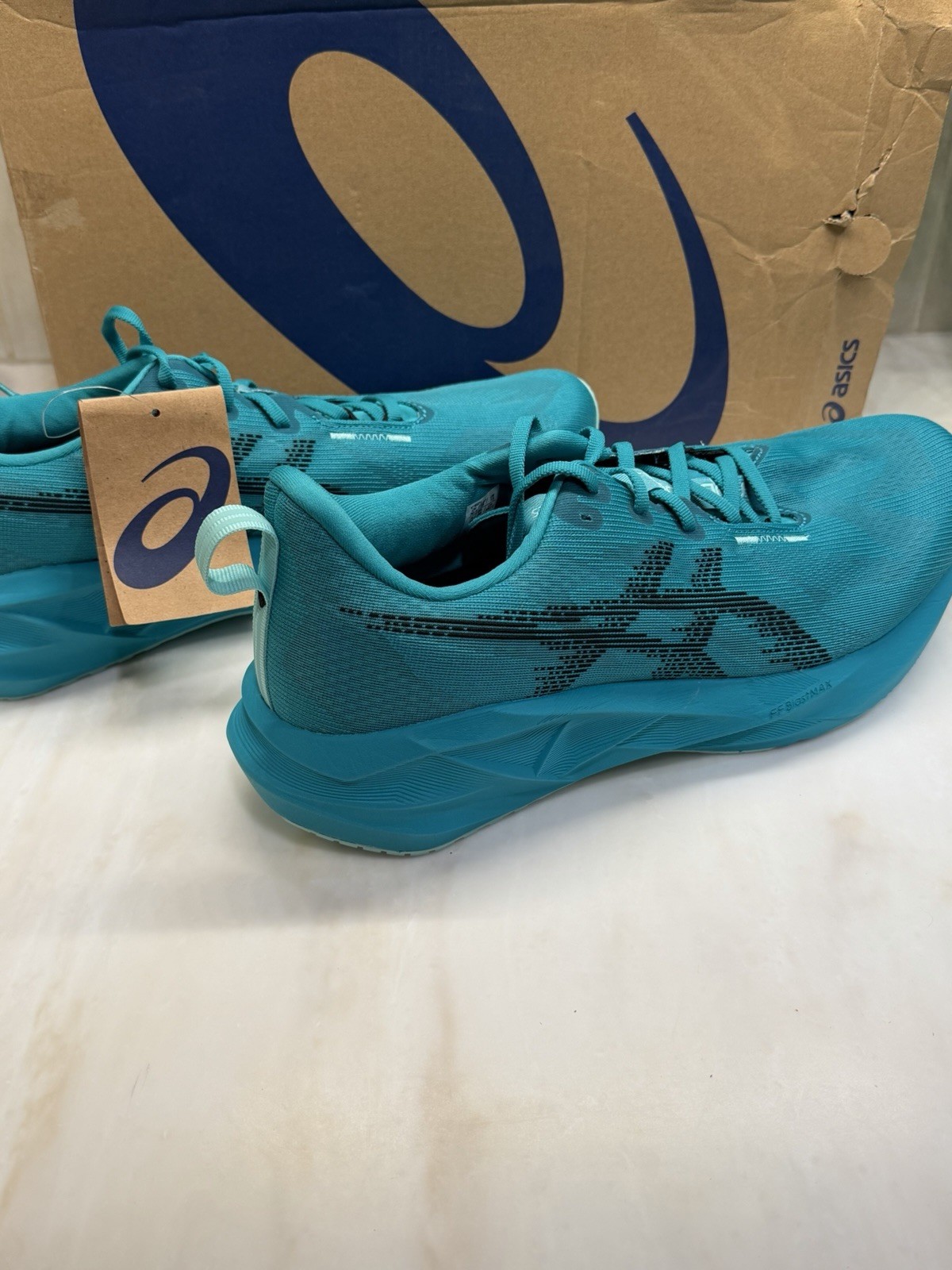 ASICS Novablast 5 (Size 13) 1011B974-401 “Wave Teal/Black” Men’s Running Shoes