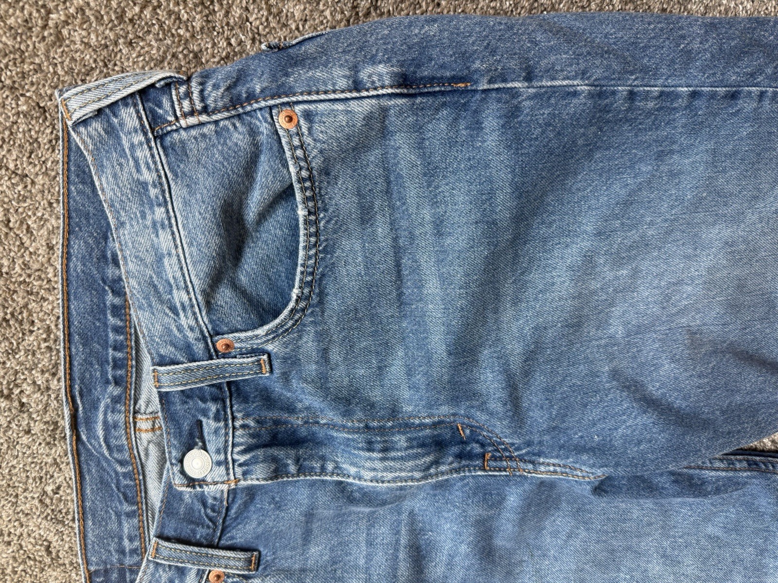 Levi’s Blue Denim Jeans Relaxed Fit Straight Leg