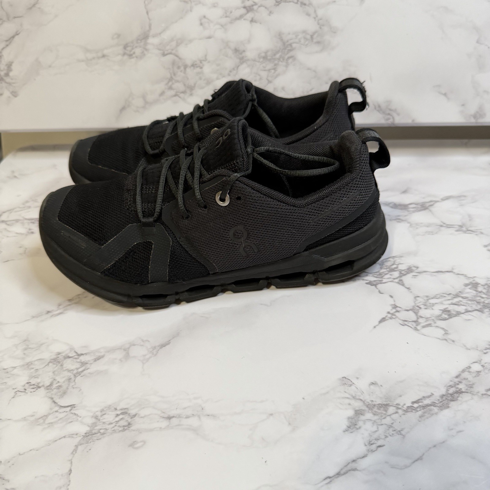 On Cloud Kids Black Mesh Lace-Up Low Top Athletic Sneakers US 4 EU 36