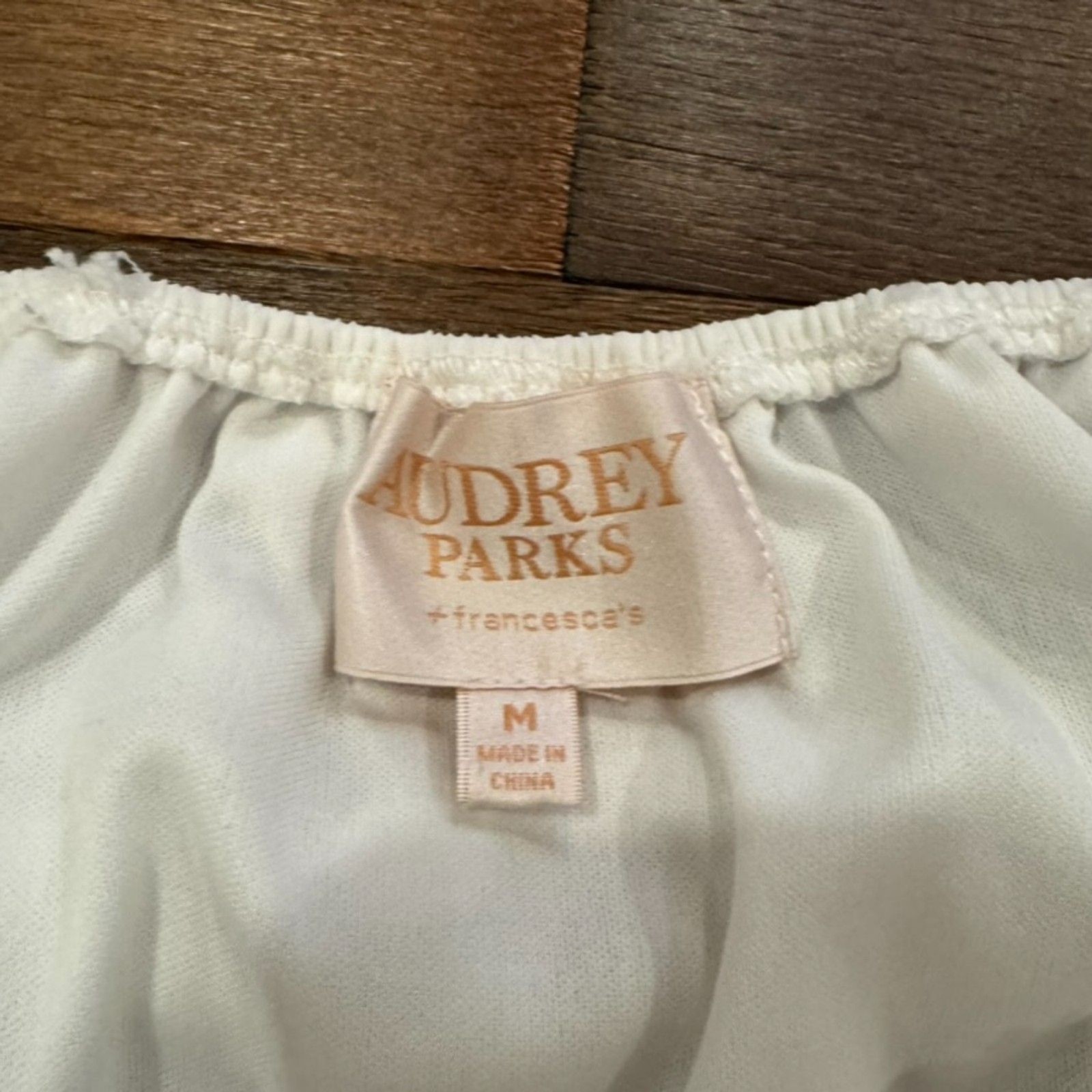 White fancy blouse | size M