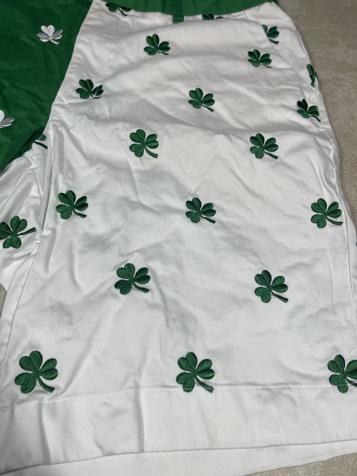 Loudmouth Green White Shamrock Golf Shorts Size 38 1395