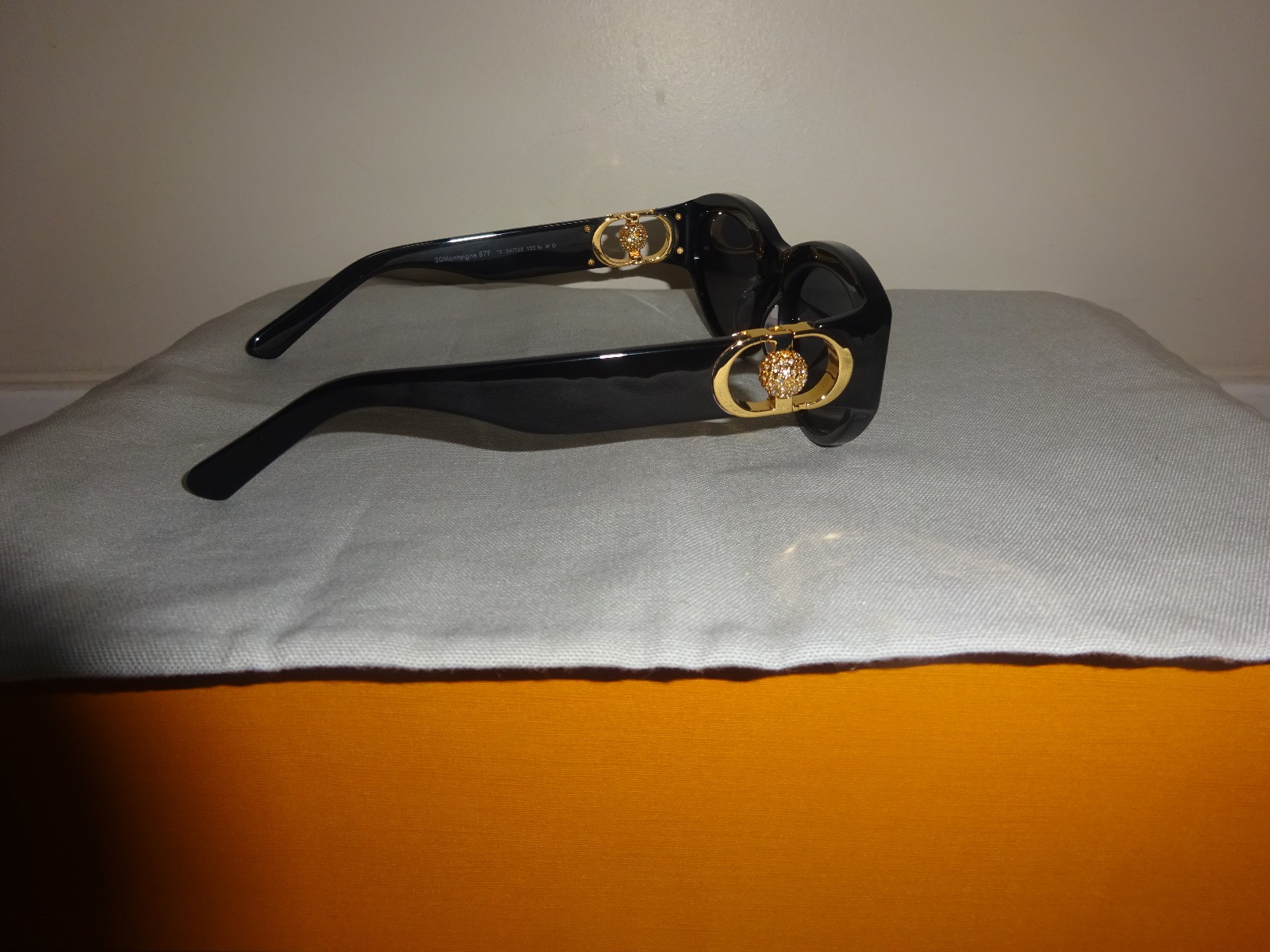 Dior 30Montaigne B7I Sunglasses