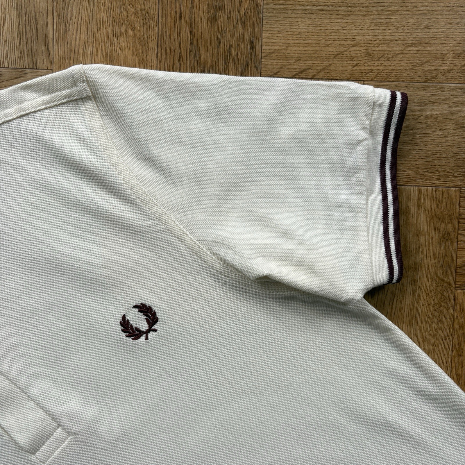 BNWT Fred Perry M3600 Short Sleeve Twin Tipped Polo Shirt Ecru Size Medium