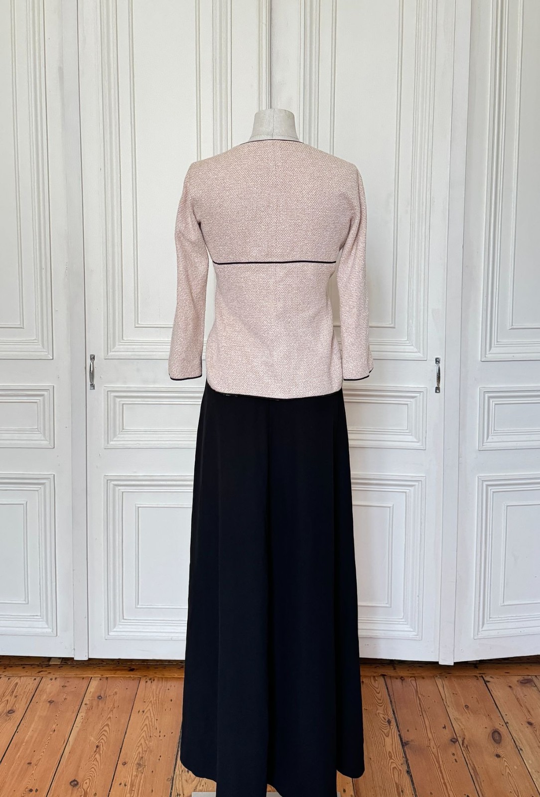 Chanel Spring 2012 Pale Pink Tweed Jacket Size 34 / XS