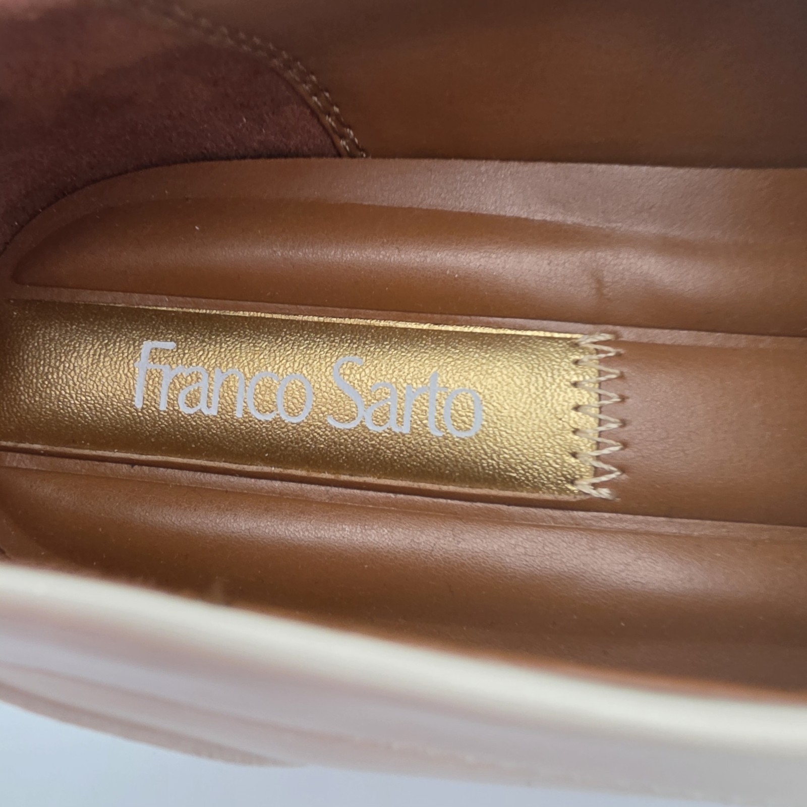 Franco Sarto Cream Loafers Size 5M Women’s Slip-On Classic Preppy Chic NEW