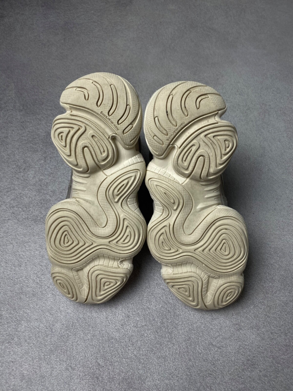 Women’s Adidas Yeezy Boost 500 high Mist Stone GV7775 US6,5