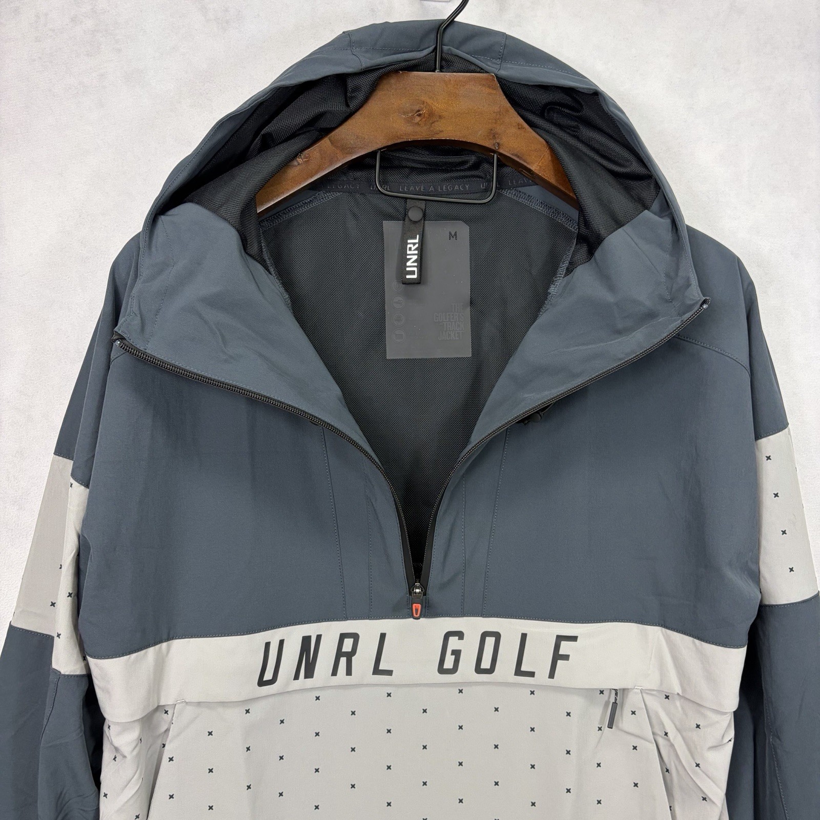 UNRL Golf DWR Track Jacket Mens Medium Anorak Performance Wind Water Resistant