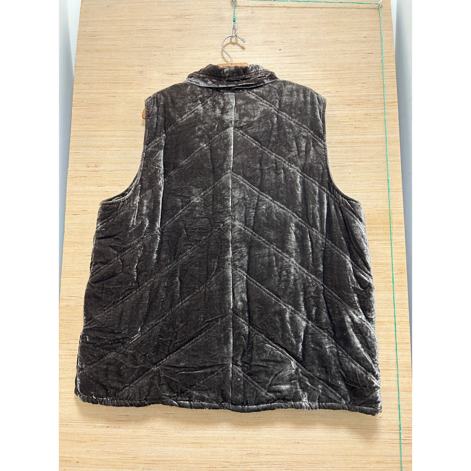 J. Jill Brown Quilted Velvet Silk Blend Toggle Button Vest XL Mens Womens