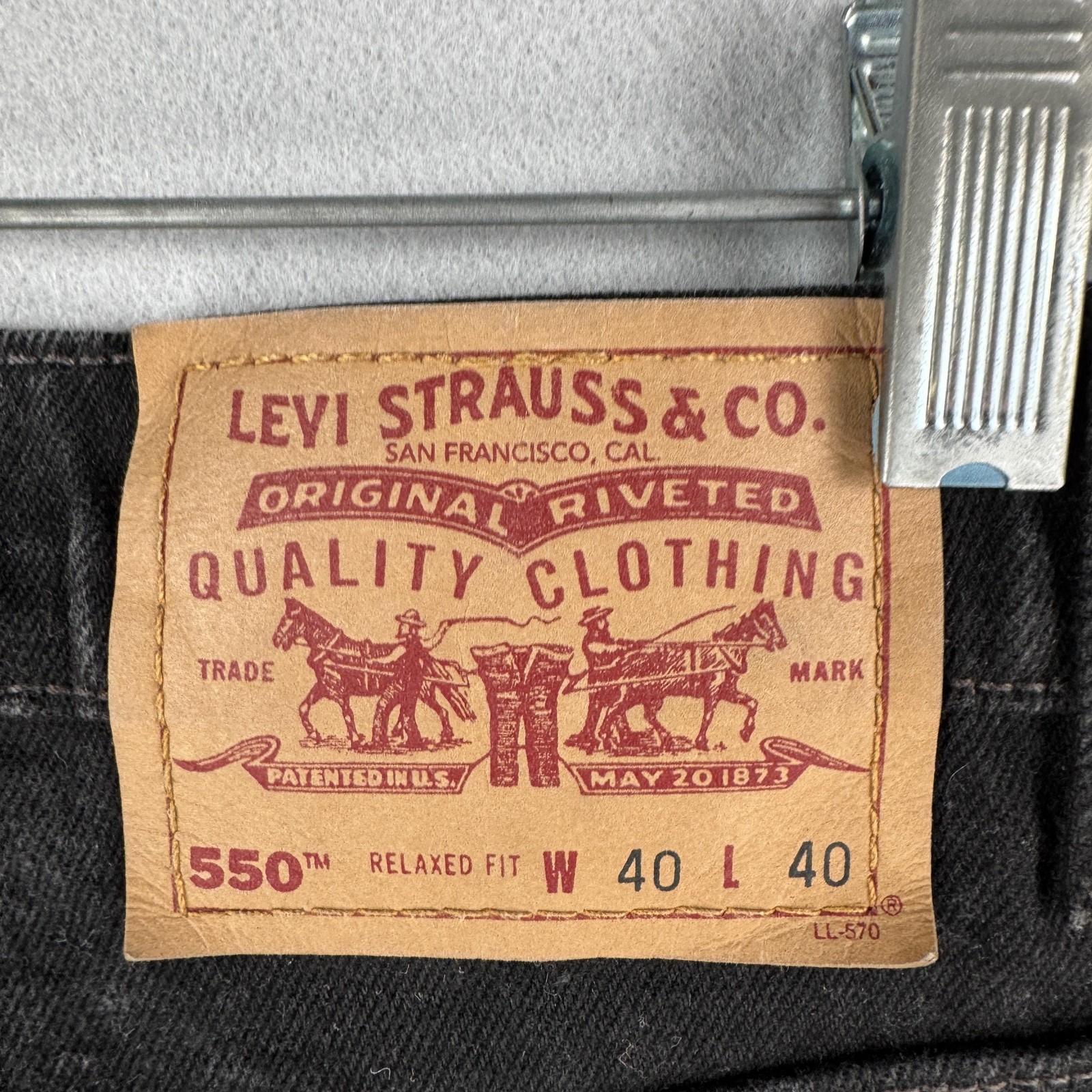 Vintage Levis 550 Jeans Mens 37×40 Charcoal Wash Black Relaxed Tapered USA 90s