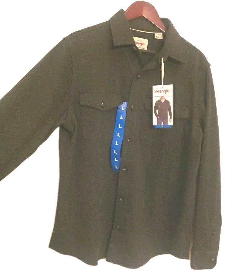 Wrangler Flannel Knit Men’s Shirt Button Down Size: Large 2-Way Stretch,Gray NWT