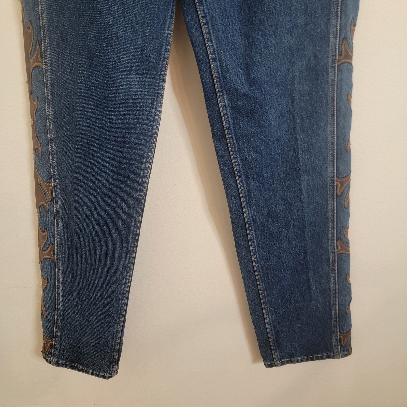 Vintage Lawman Jeans 32×33 Blue Western Leather Studded Pant Women Denim Tall