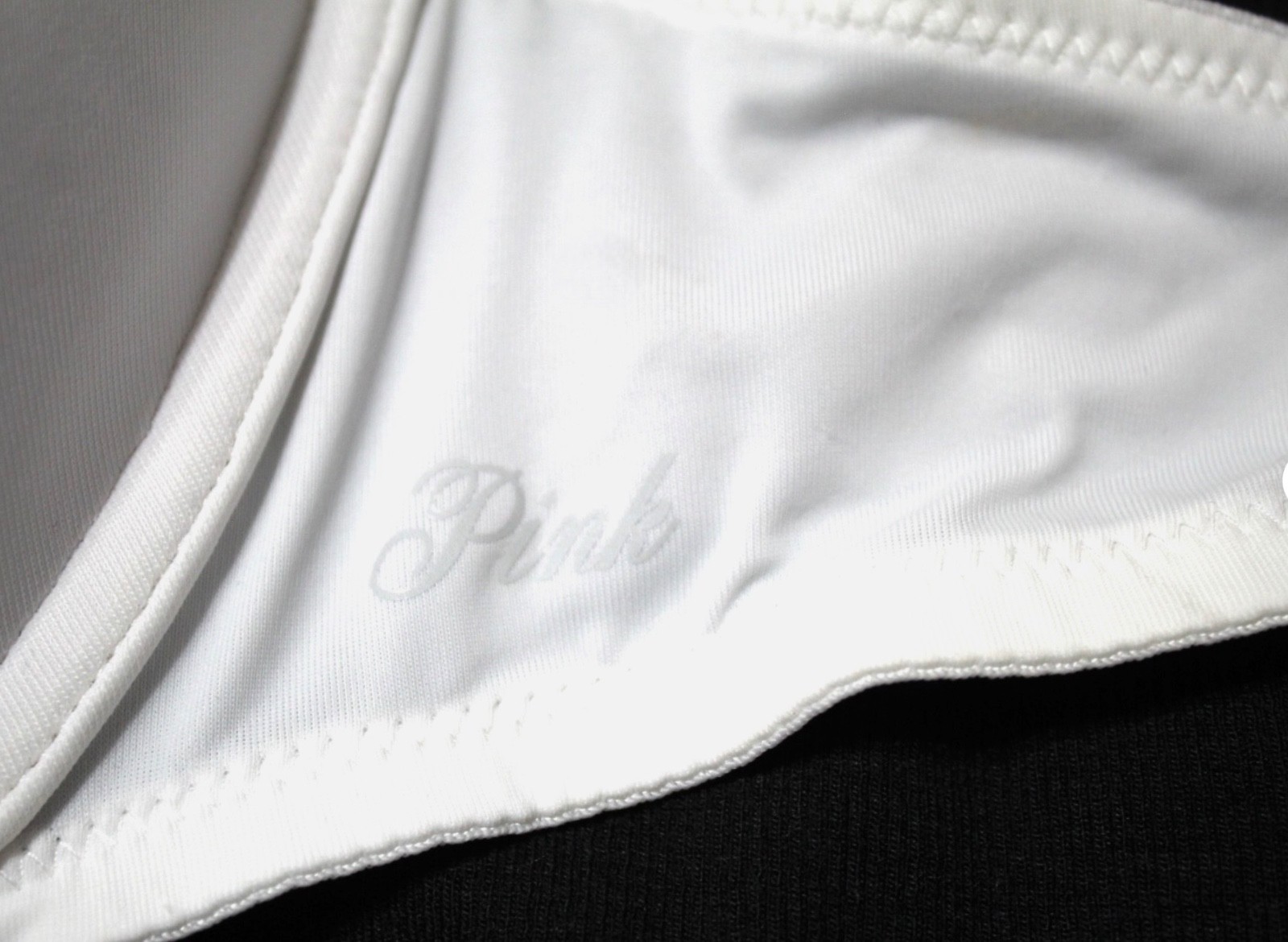 New Victoria’s Secret Push Up Bra – White – Size 38B