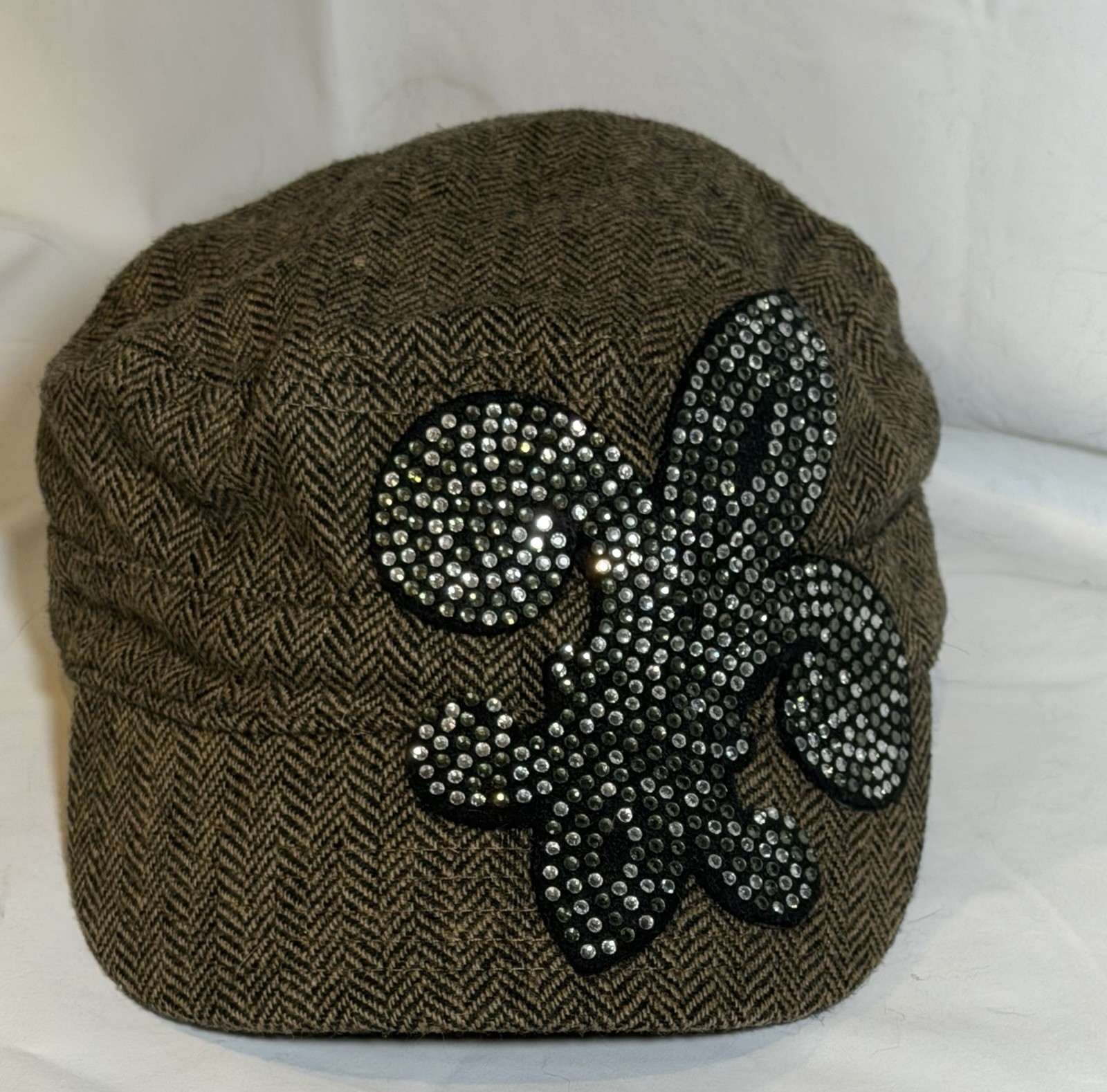 Fleur-de-Lis rhinestones Brown tweed Cap adjustable Fit Circumference 22in