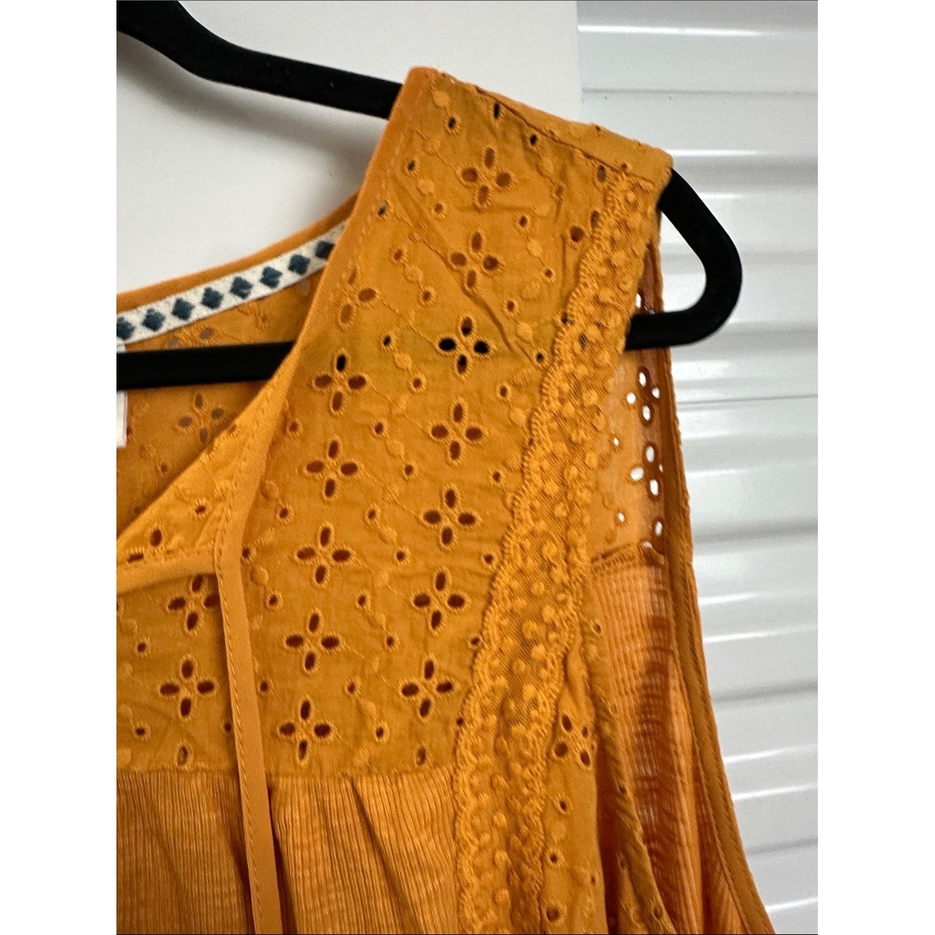 KNOX ROSE Mustard Eyelet Tassel Sleeveless Top – Women