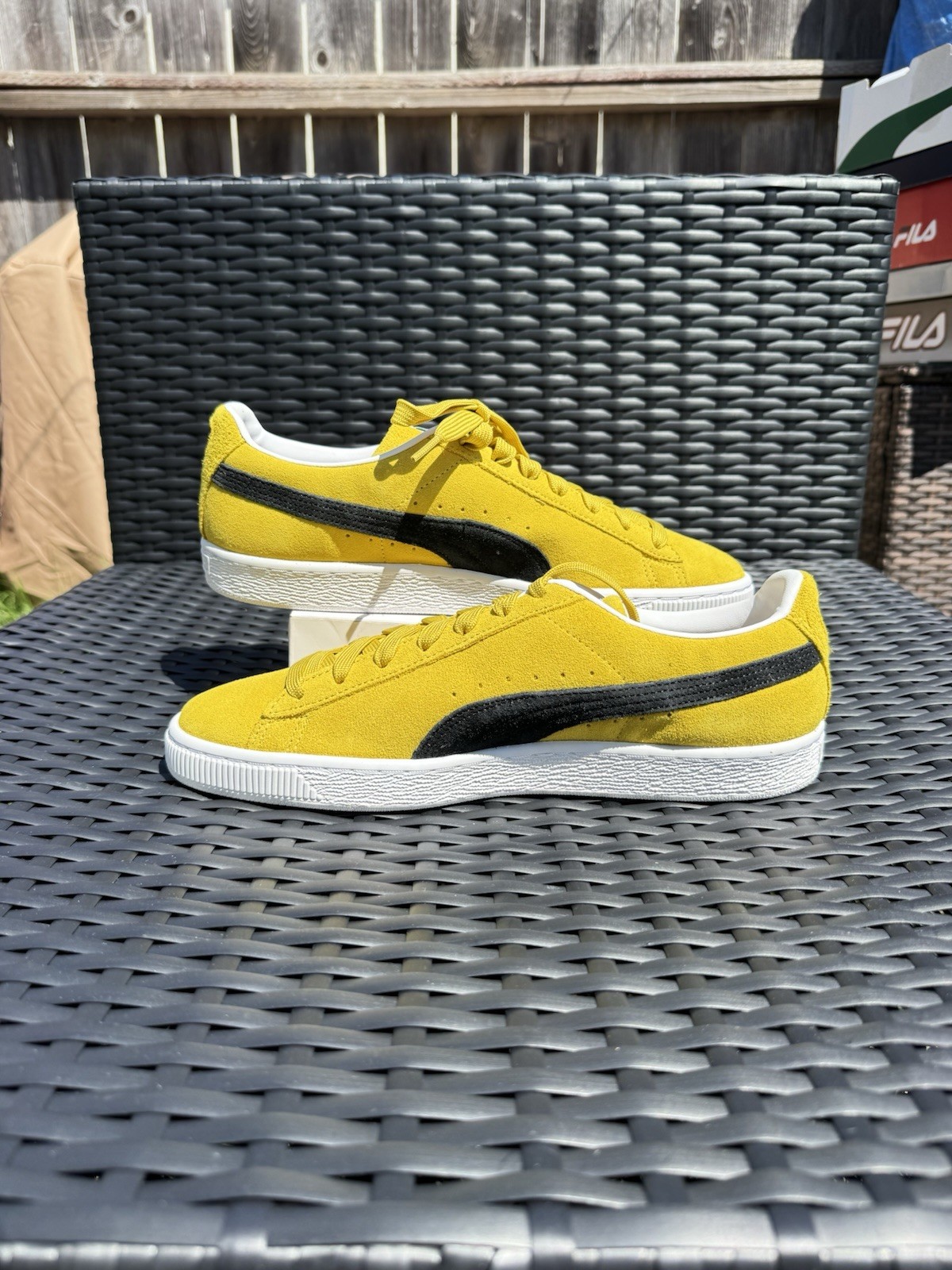PUMA Suede Classic 21 Lace Up Men’s Sneakers Yellow/Black/White 374915-57