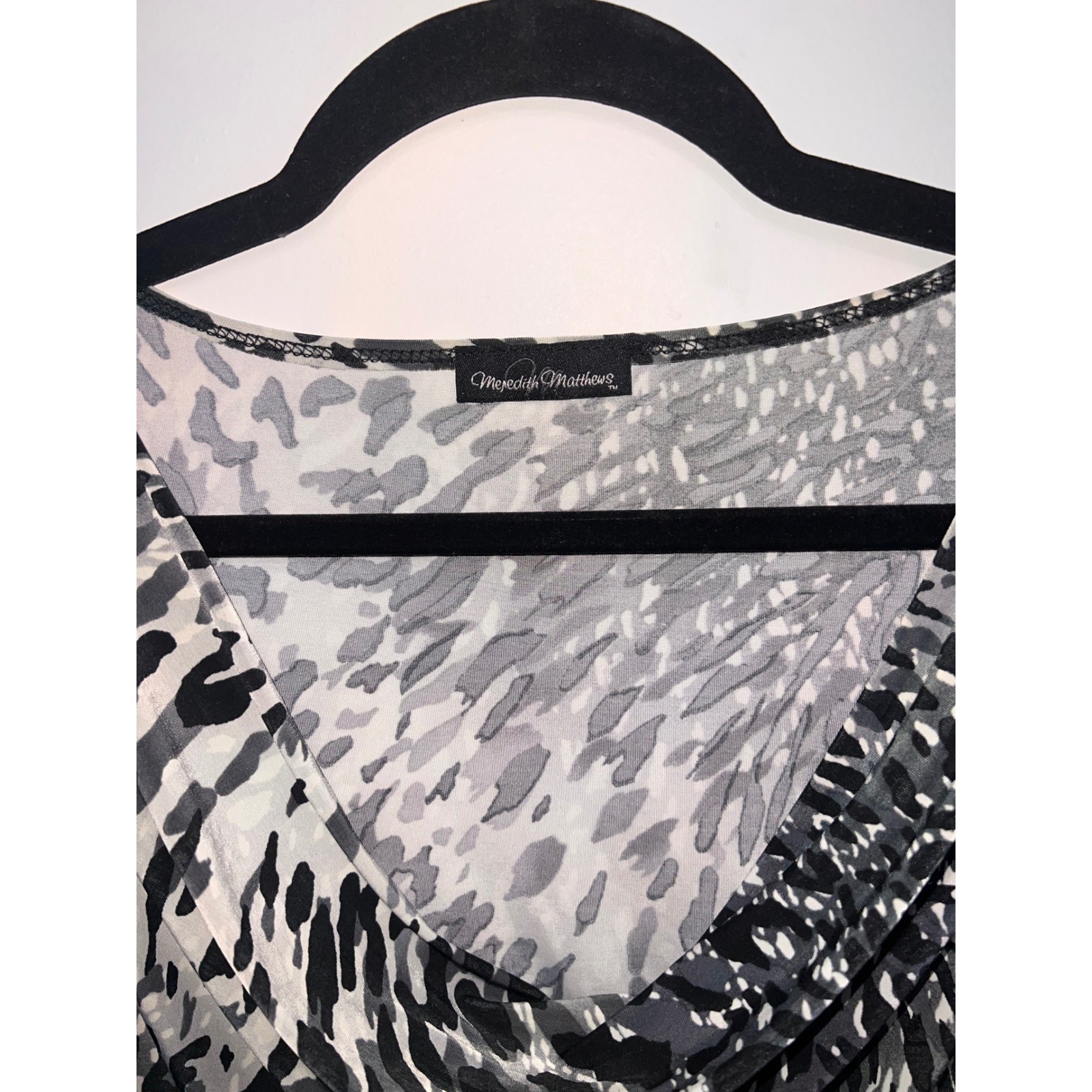 Cowl Neck Abstract Animal Print Sleeveless Top Grey Black PXL