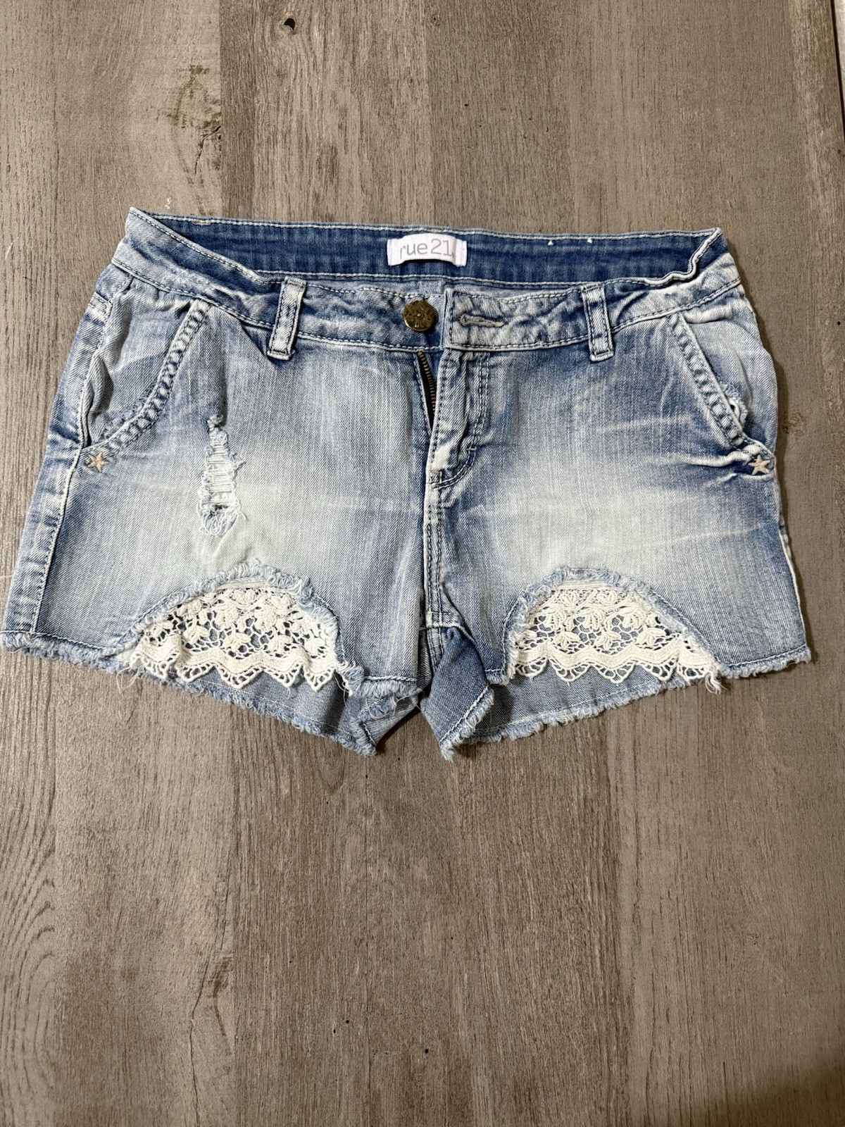rue21 Light Wash Low Rise Lace Cut Off Denim Shorts 5-Pocket Juniors 7/8