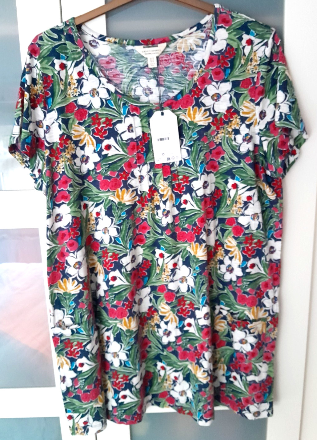 Seasalt jersey tunic, garden flowers, pink.green/white, size 20