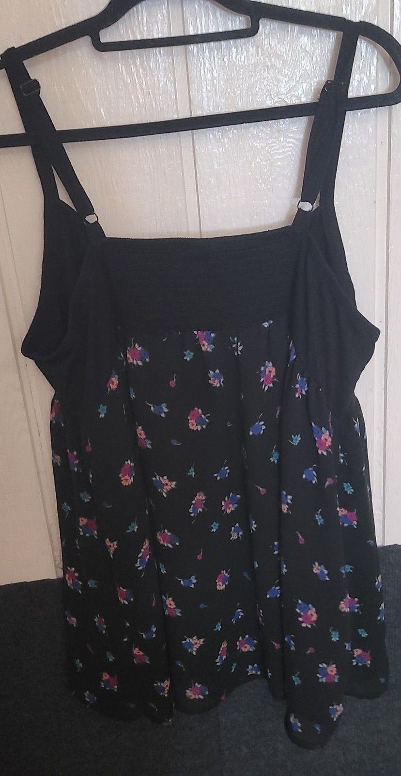 Torrid Sz 3 EUC Georgette Ditzy Floral Top Blouse Black Cami