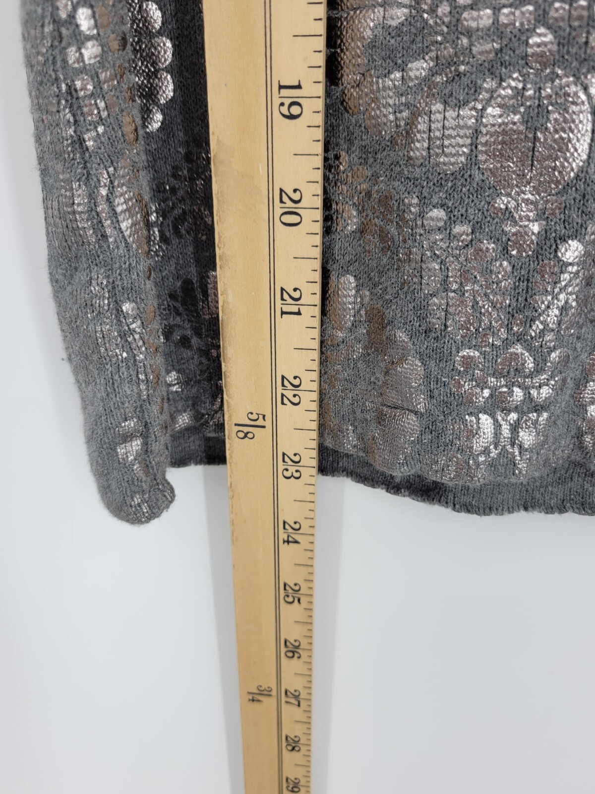 Moth Anthropologie Top Womens XS Gray Metallic Batik Short Sleeve Artsy Boho