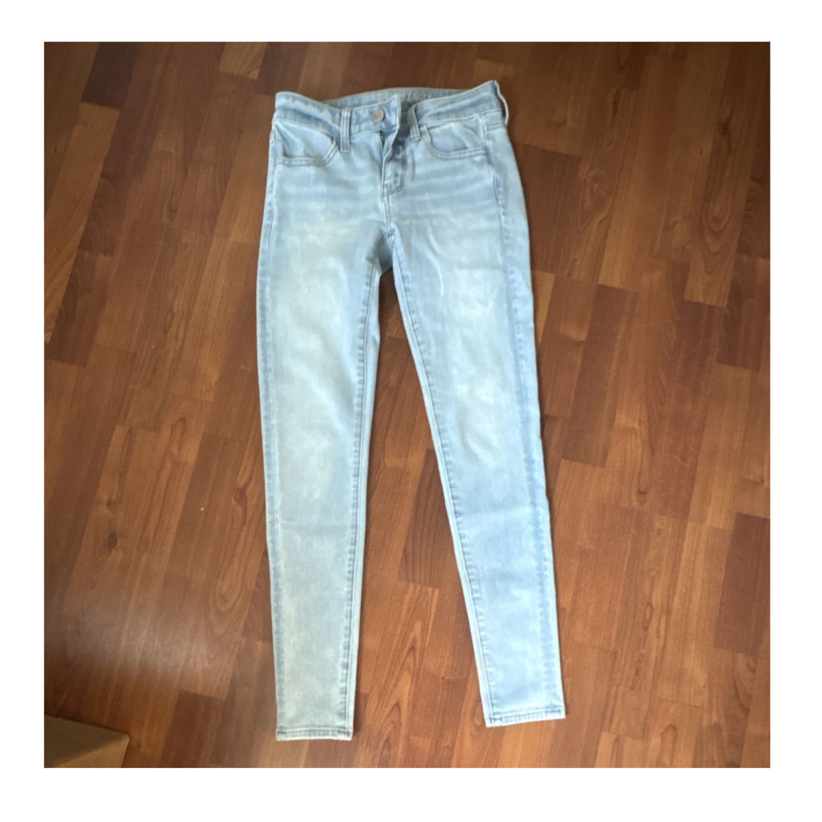 American Eagle Women’s Light Blue Skinny Denim Jeans 5-Pocket Solid Regular