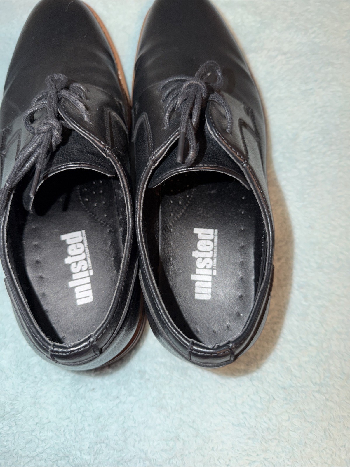 Kenneth Cole Unlisted Men’s Buzzer Oxford C Black Size 10.5M Worn Once.