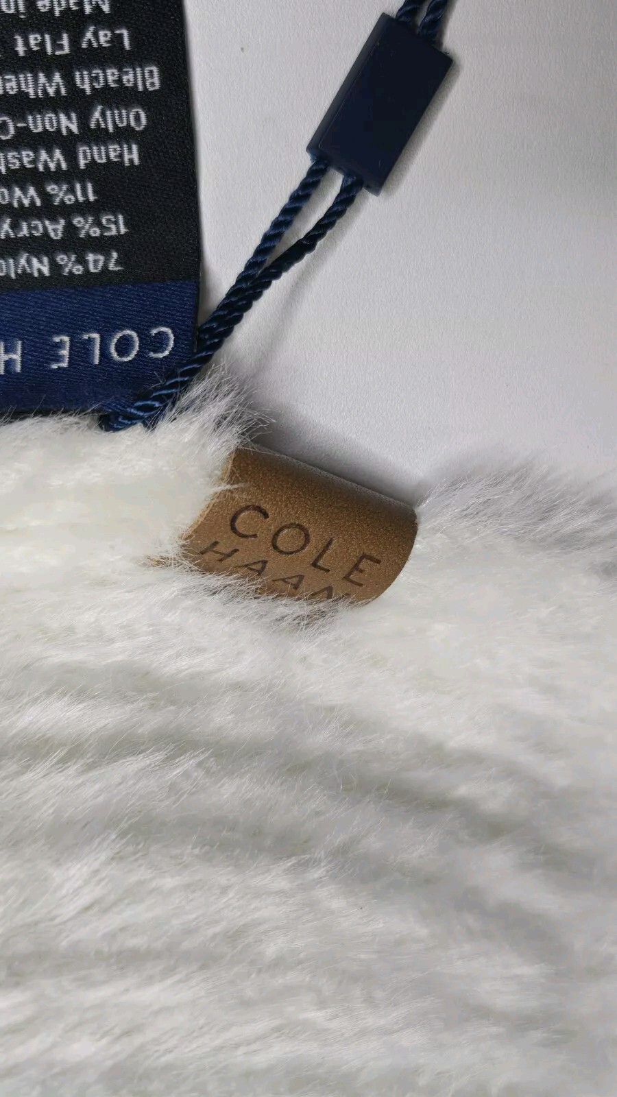 Cole Haan Plush Scarf Ivory White NWT Around Long 64″ Inches (U06518)