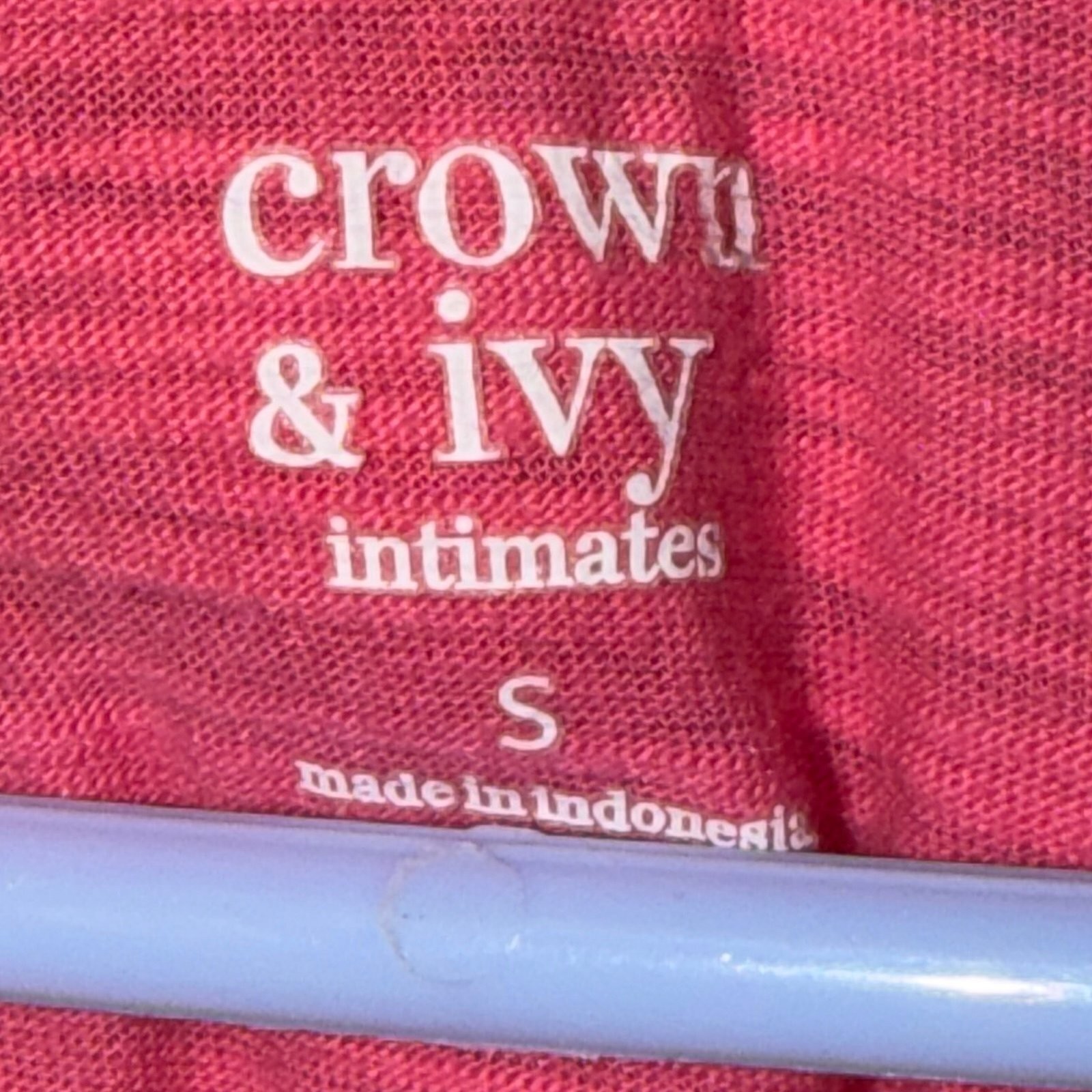 Crown & Ivy Intimates “All Tuckered Out” Pink V-Neck Sleep Tee Women’s Small