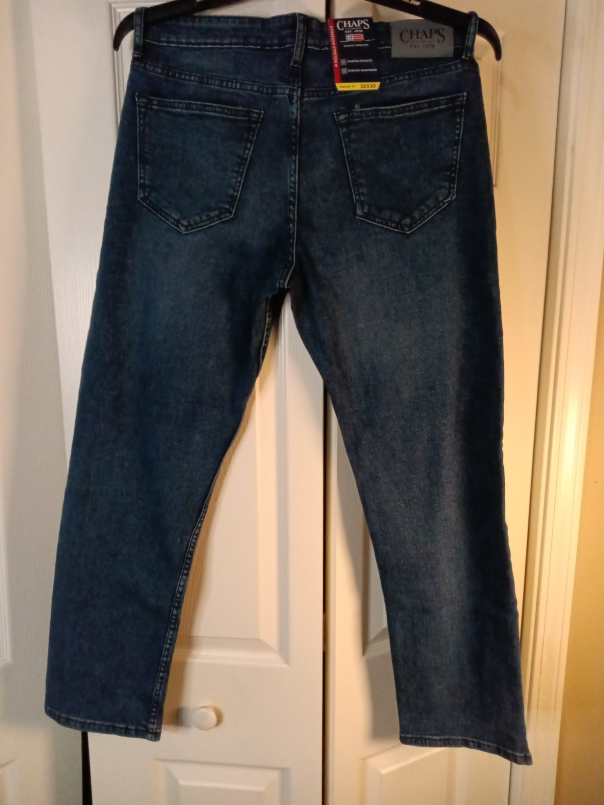 NWT Chaps Men’s Jeans 32×30 Straight Fit Blue Denim Pants