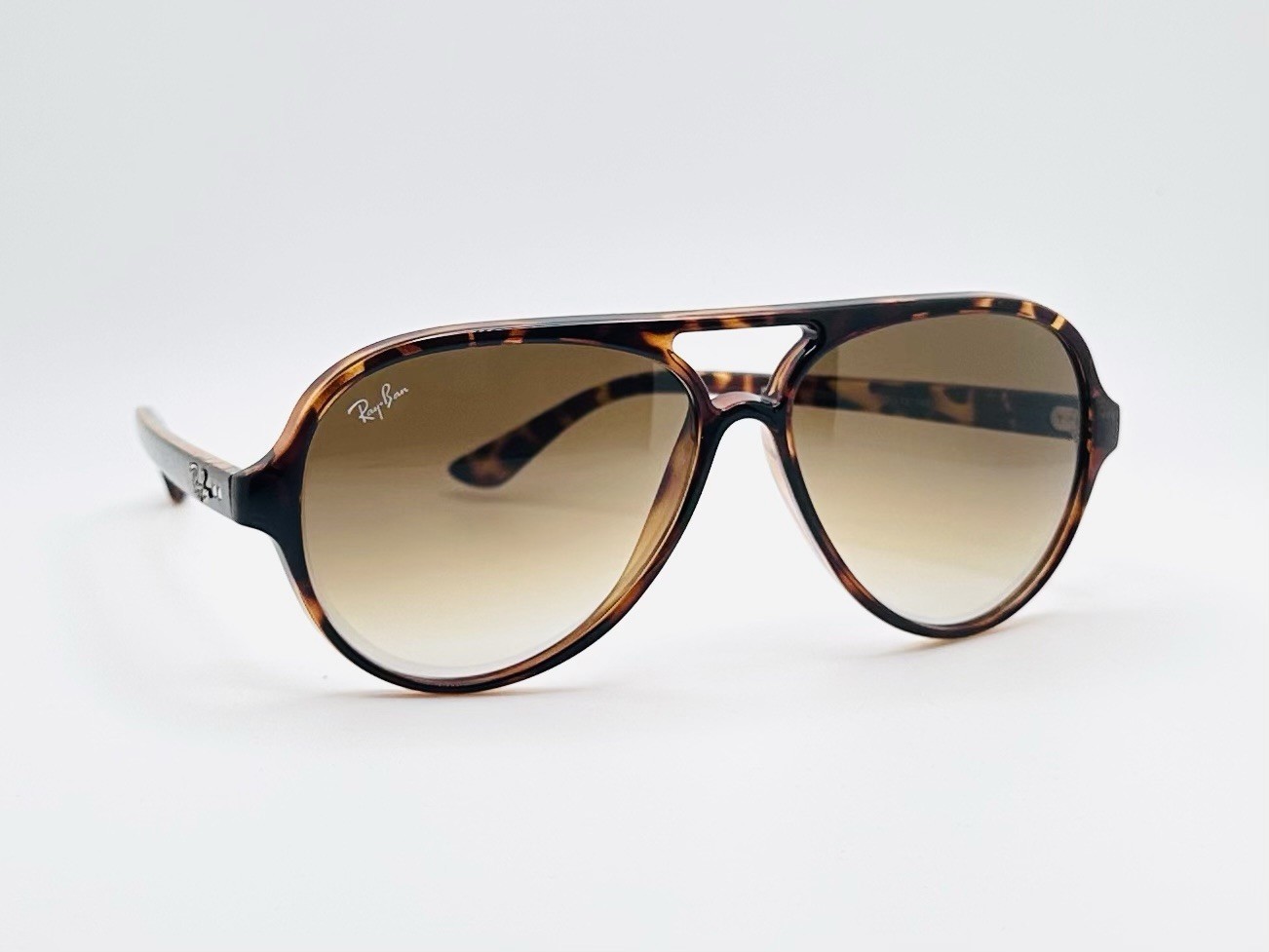 Ray-Ban CATS 5000 RB4125 59mm Aviator Unisex Sunglasses – Brown Gradient Lens