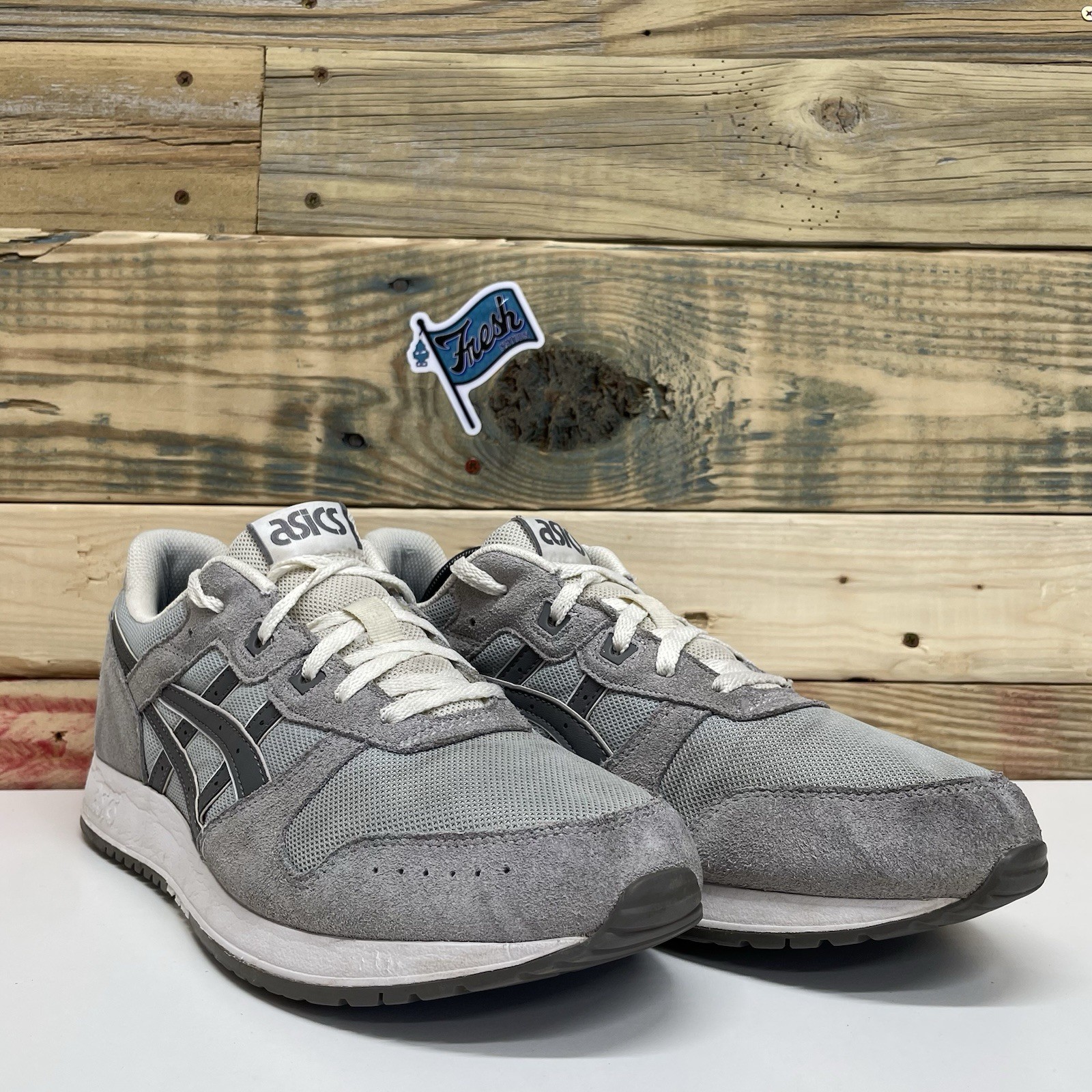 Asics Lyte Classic Athletic Sneakers Men’s Size 12 Glacier Gray Peacoat