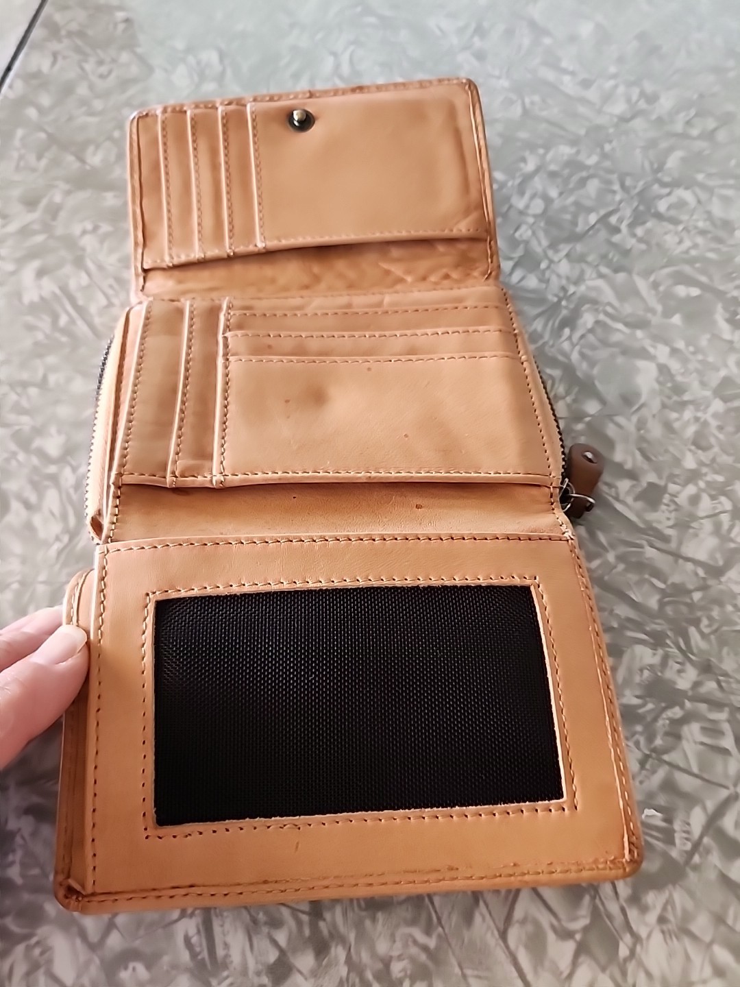 Harbour 2nd Genuine Leather in Good Used Condition Approximately 5inches Long
