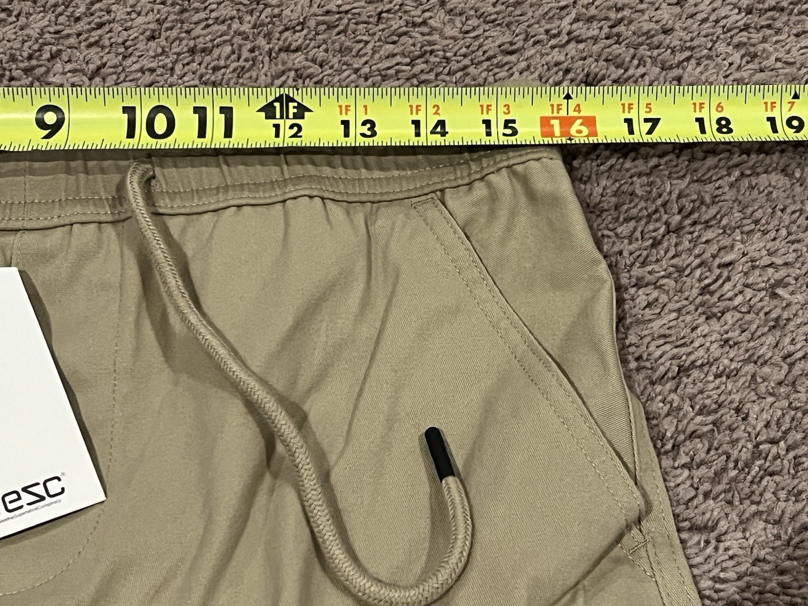Wesc Men’s Tan Cargo Shorts Adult Medium 32 Waist – 8 Inseam NWT