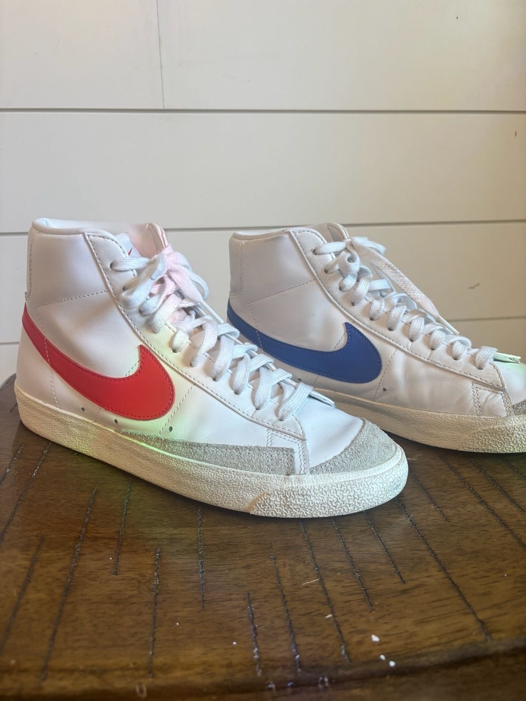 Nike Blazer Mid ’77 Vintage Mismatched Swoosh Blue Red BQ6806-117