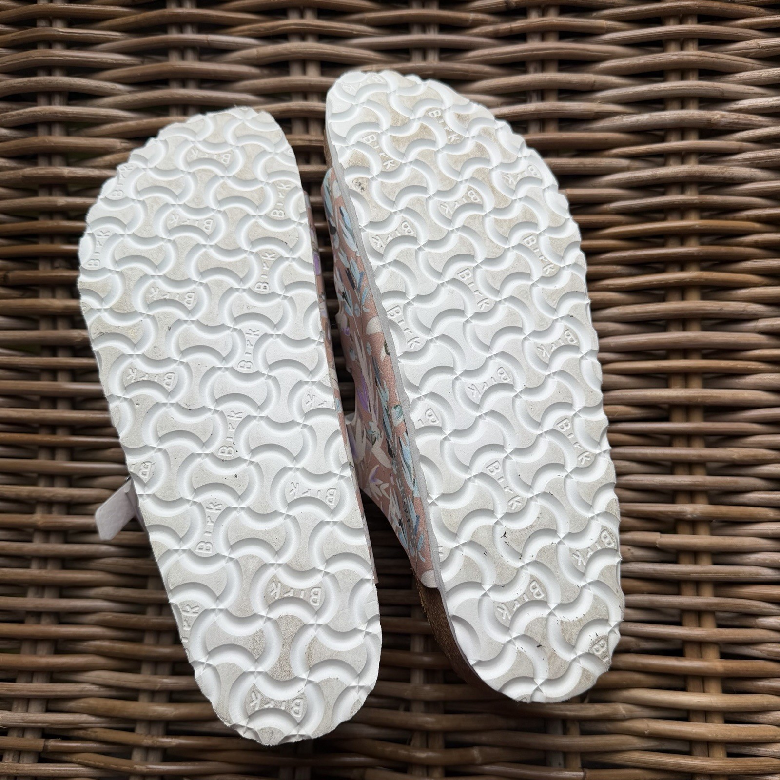 Birkenstock Florida Floral Fades 3 Strap Sandals 39 Women’s 8 US Comfort Shoes