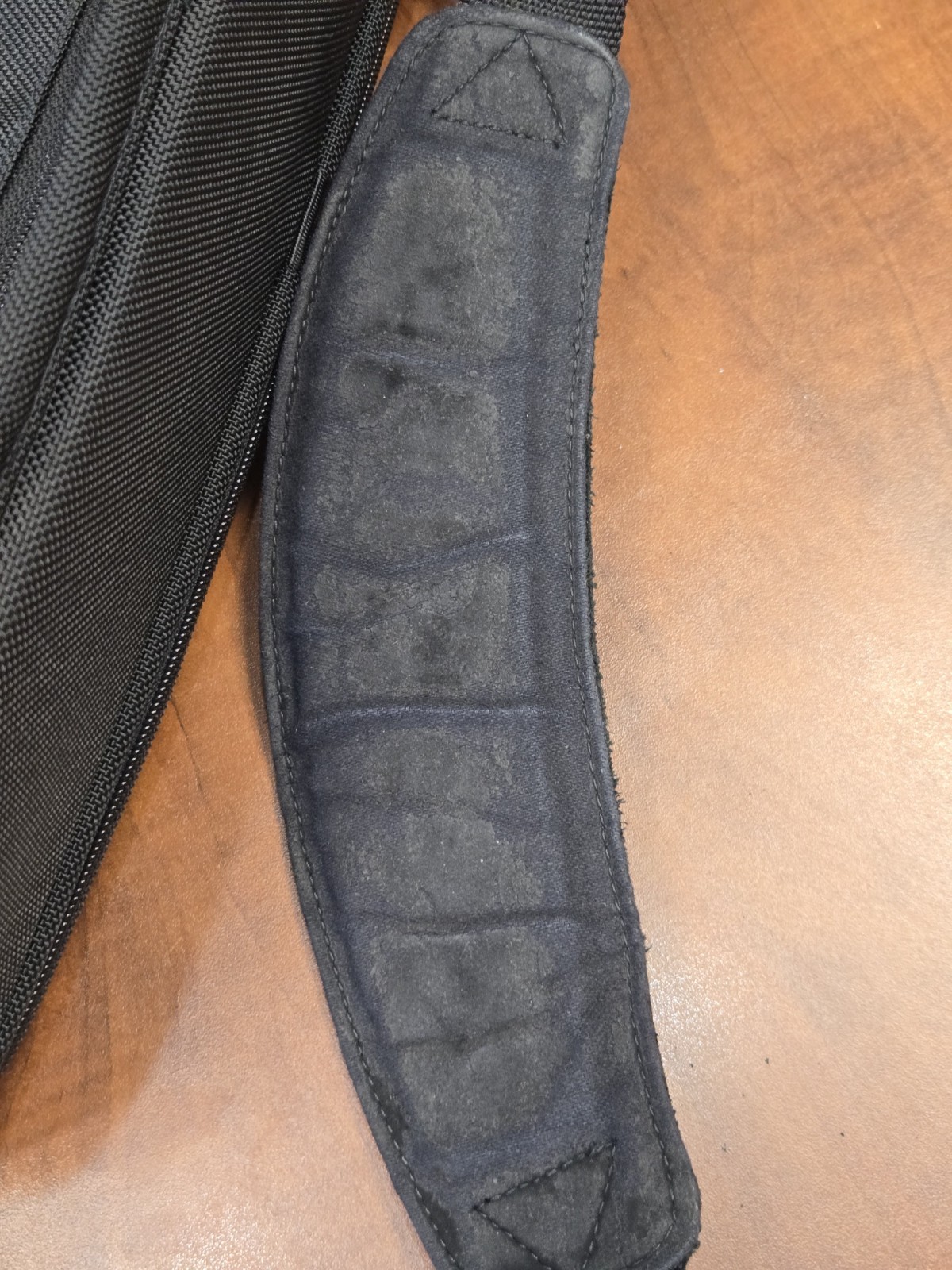 Tumi briefcase Alpha 262ID3 – large – Excellent condition