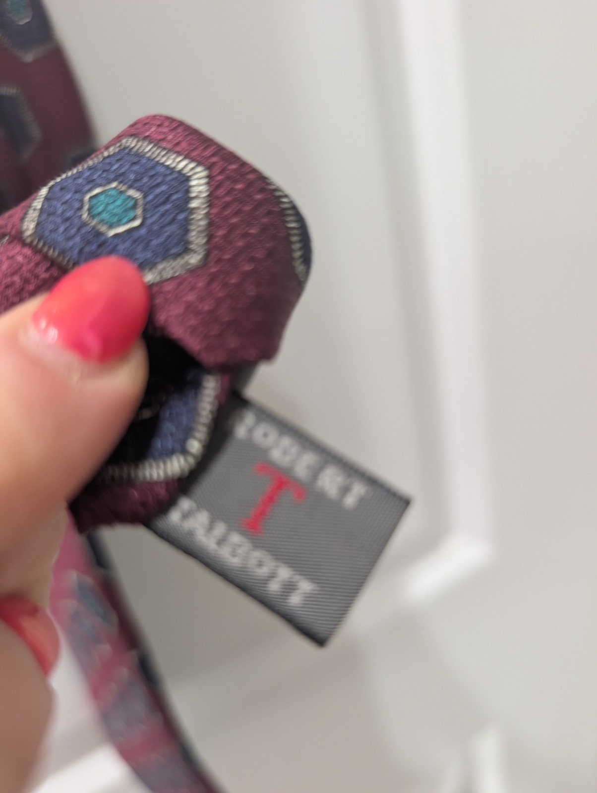 Robert Talbott Men’s Burgundy Geometric Woven Silk Designer Tie Handmade
