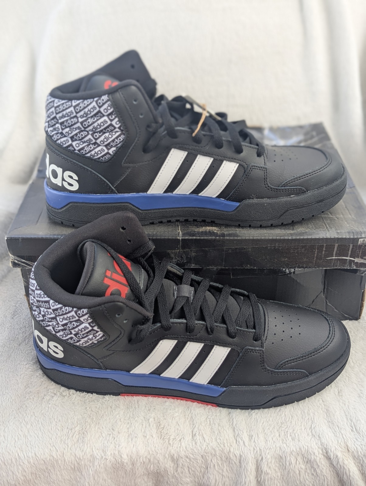 Size 11 Men’s Adidas Entrap Mid Top Basketball Black/White/Blue Lace Up Shoes