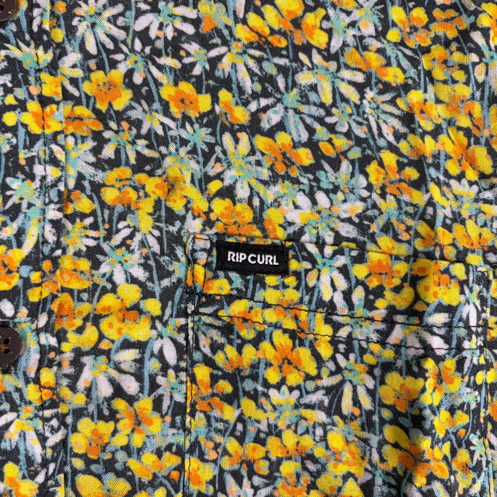 Rip Curl Shirt Mens Medium Yellow Fun Times Floral Short Sleeve Button Up NEW!