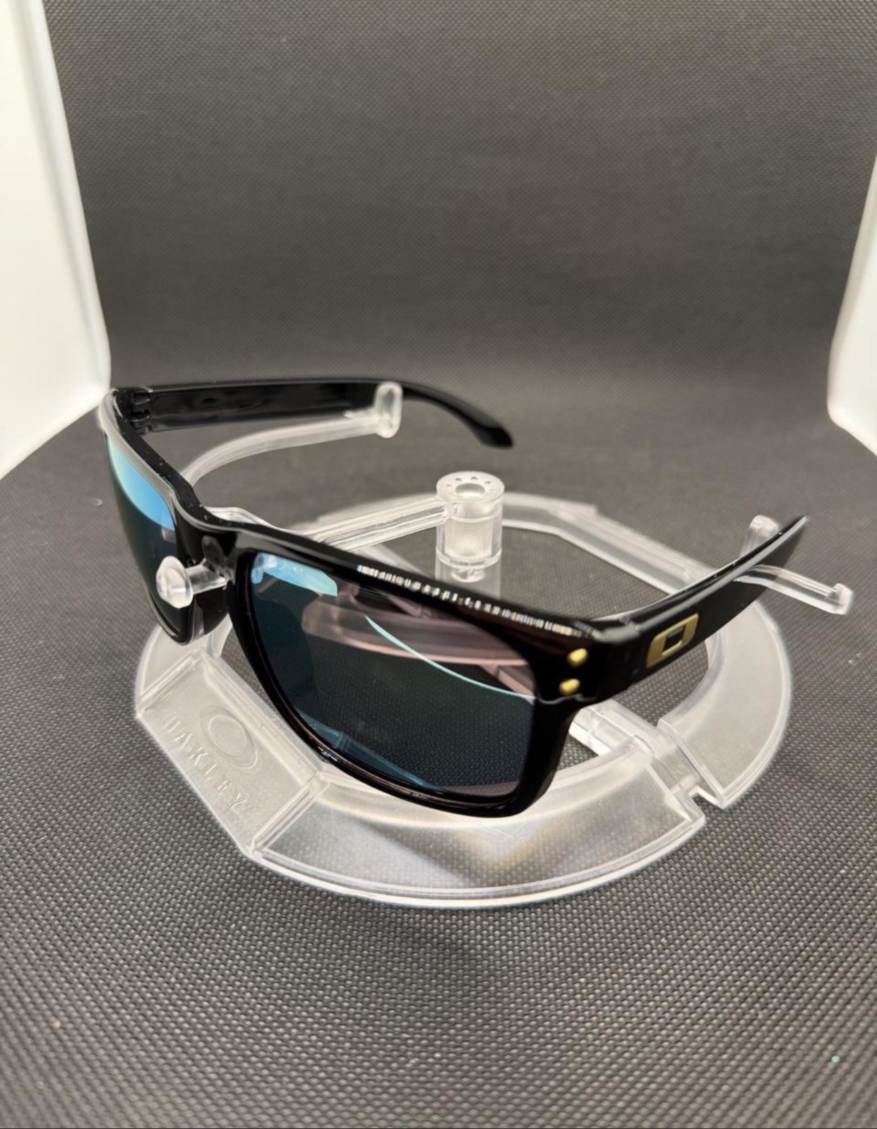Y2K Oakley Holbrook Polarized Sunglasses