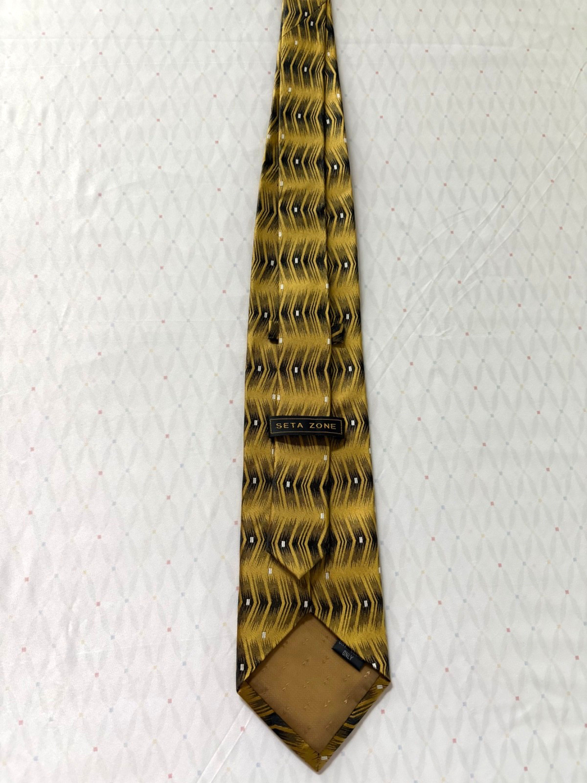 SETA ZONE Mens 100% Silk Neck Tie Classic 57-60 Width 4″ Gold / Black