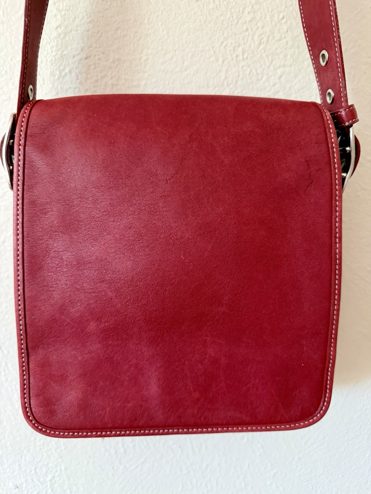 Vintage Coach 2002 red Legacy bag #K2P-9335
